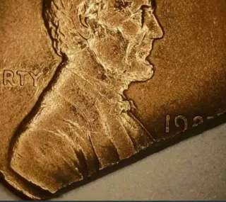MONEDA 1 CENTAVO LINCOLN.198?.ERROR MAL RECORTADA.