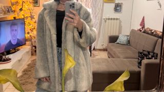 Pelliccia simil beige/grigio taglia unica