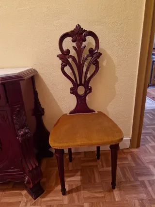Conjunto de mueble recibidor, espejo y silla