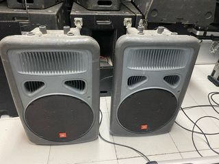 Altavoces JBL EON 15 (2 unidades)