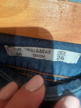 Vaqueros cortos Pull & Bear talla 36