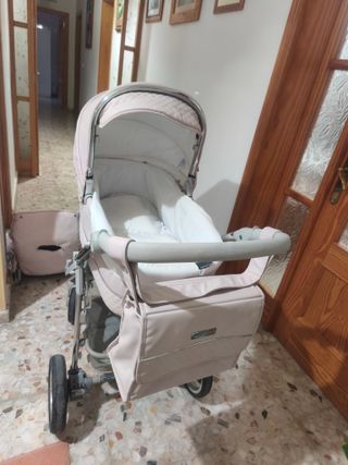 Carrito de capota rosa