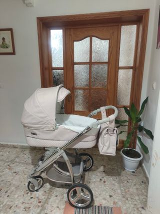 Carrito de capota rosa