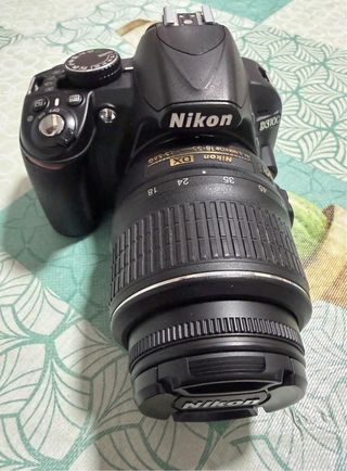 Cámara Nikon D3100 Reflex