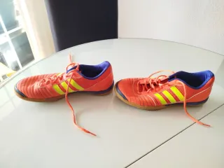 Zapatillas Adidas Fútbol Sala Naranja y Amarillo