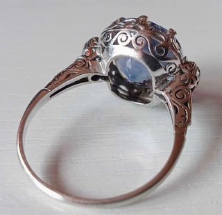 Anillo  Zafiro Ovalado