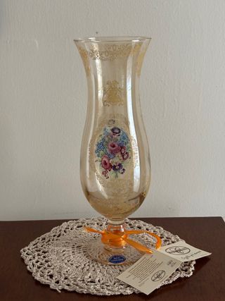 Vaso in vetro decorato oro