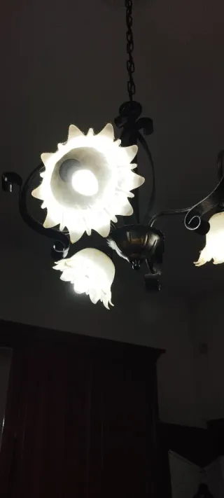 Lampadario e 2 abat jour in vetro e metallo