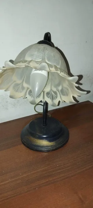 Lampadario e 2 abat jour in vetro e metallo