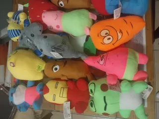 Lote de peluches variados