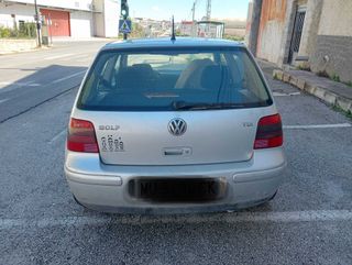 Volkswagen Golf 2001