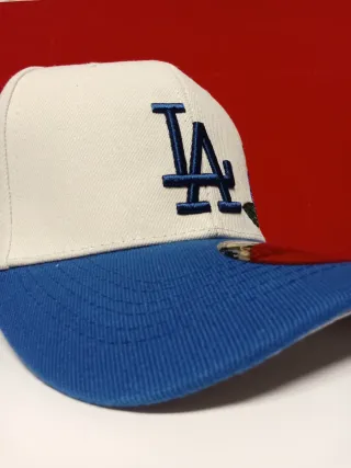 Gorra New Era 59Fifty LA Flores Talla 7.1/2