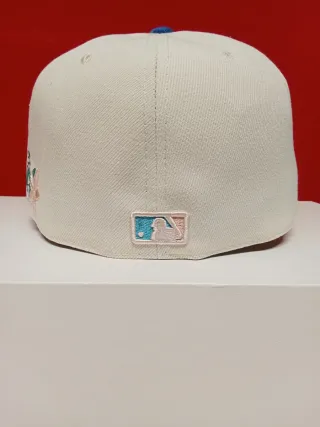 Gorra New Era 59Fifty LA Flores Talla 7.1/2