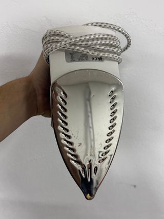 Plancha de ropa como nueva