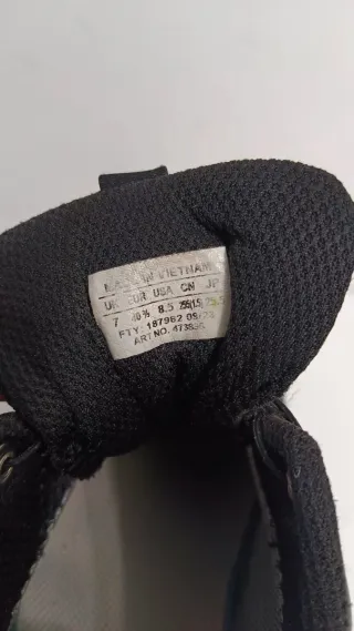 Zapatillas Salomon Gore-Tex Negras y Amarillas