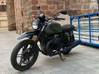 MotoGuzzi V7 III Stone