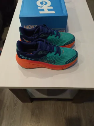 Hoka Playeros Naranja y Turquesa