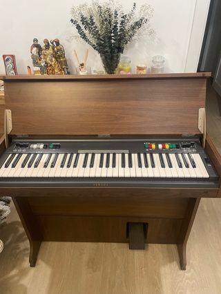 Piano Yamaha Madera
