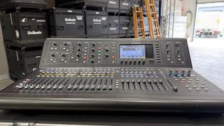 Midas M32R Live Mesa Mezclas Digital