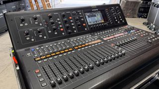 Midas M32R Live Mesa Mezclas Digital