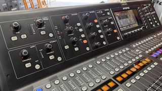 Midas M32R Live Mesa Mezclas Digital