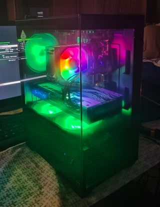 PC Gaming Negro 32GB RX570 Xeon(i7) NVMe PC-218