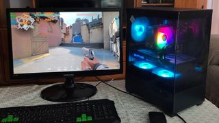 PC Gaming Negro 32GB RX570 Xeon(i7) NVMe PC-218