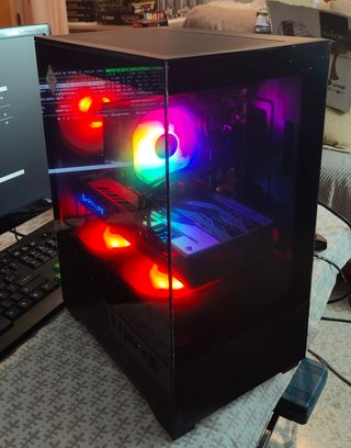 PC Gaming Negro 32GB RX570 Xeon(i7) NVMe PC-218