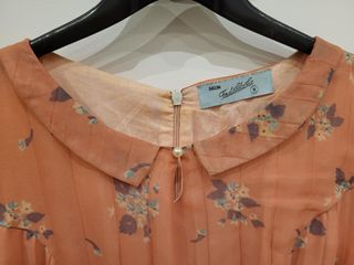 Vestido Tiralahilacha plisado floral M