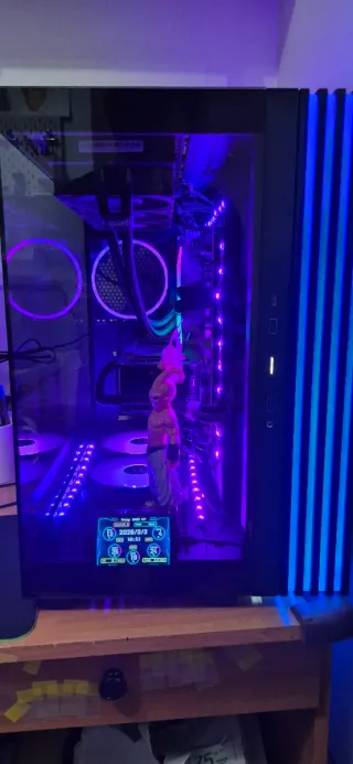 PC Gaming 9800x3d 5070 TI 32GB DDR5