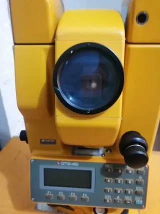 Topcon 4B Estación Total