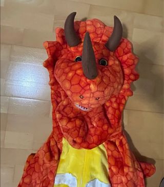 Disfraz Dinosaurio Triceratops Naranja