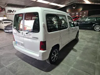 Peugeot Partner 2.0hdi,173.000k,doble puerta,1dueñ