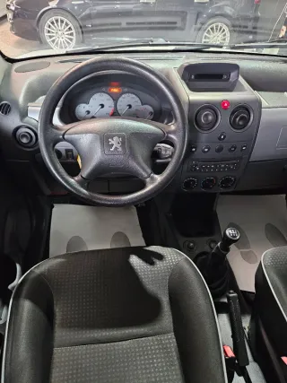 Peugeot Partner 2.0hdi,173.000k,doble puerta,1dueñ