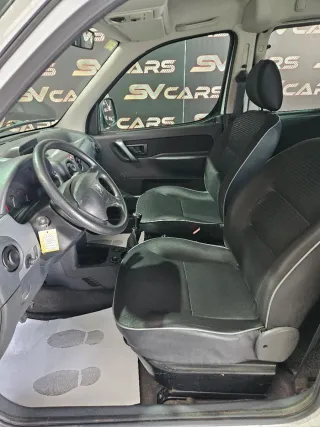 Peugeot Partner 2.0hdi,173.000k,doble puerta,1dueñ