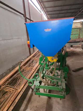 Sembradora agrícola para tractor M.GODOY