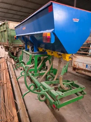 Sembradora agrícola para tractor M.GODOY