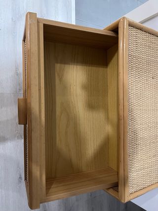 Cajonera de mimbre y bambú