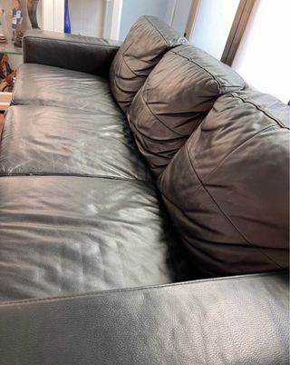 Sofá de piel negro Ikea