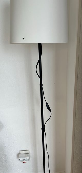 Lámpara de pie moderna