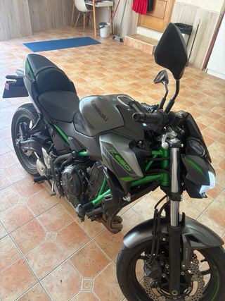 Kawasaki Z650 A2