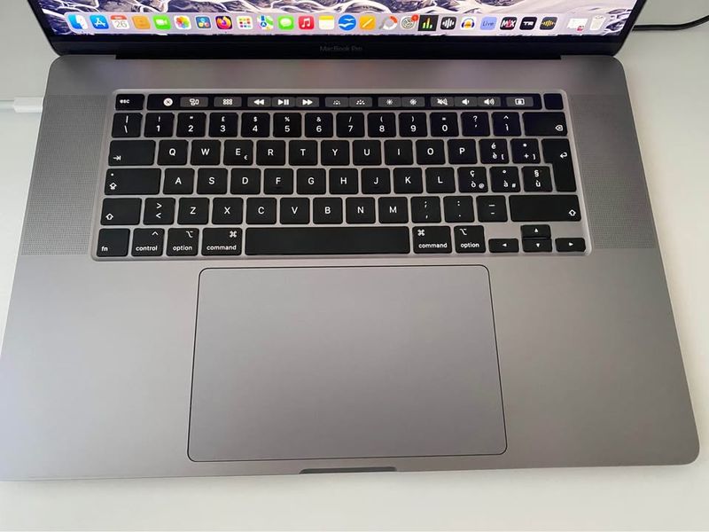 MacBook Pro 16" i9 | 32GB RAM | 2TB SSD afbeelding 8