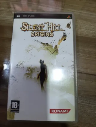 Consola PSP Blanca + 5 Juegos