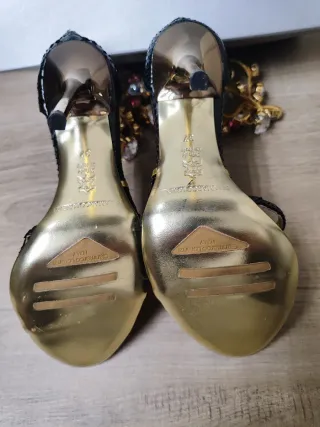 Sandalias Gianmarco LorenziNegras piedras svaroski