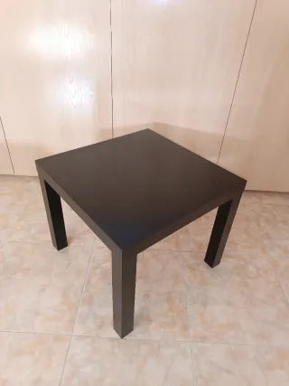 2 Mesas bajas de madera negras