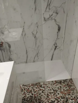 Reforma de baño, cocina, albañil, fontanería.