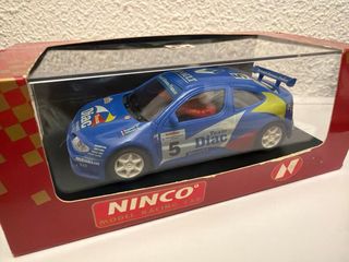 Coche Scalextric Ninco Renault Megane Diac