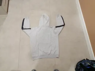 Sudadera Hogwarts Gris Estampada