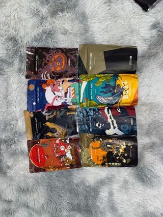 8 Boxers On That Ass