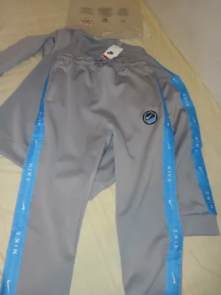 Chándal Nike gray neuvo